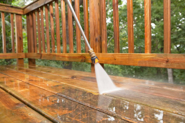 Best Pool Deck Cleaning  in Kean University, NJ